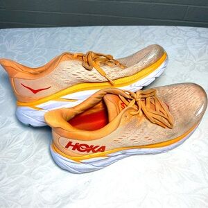 Hoka One One Womens Clifton 8 1119394 CSPY Orange Running Shoes Sneakers 8B